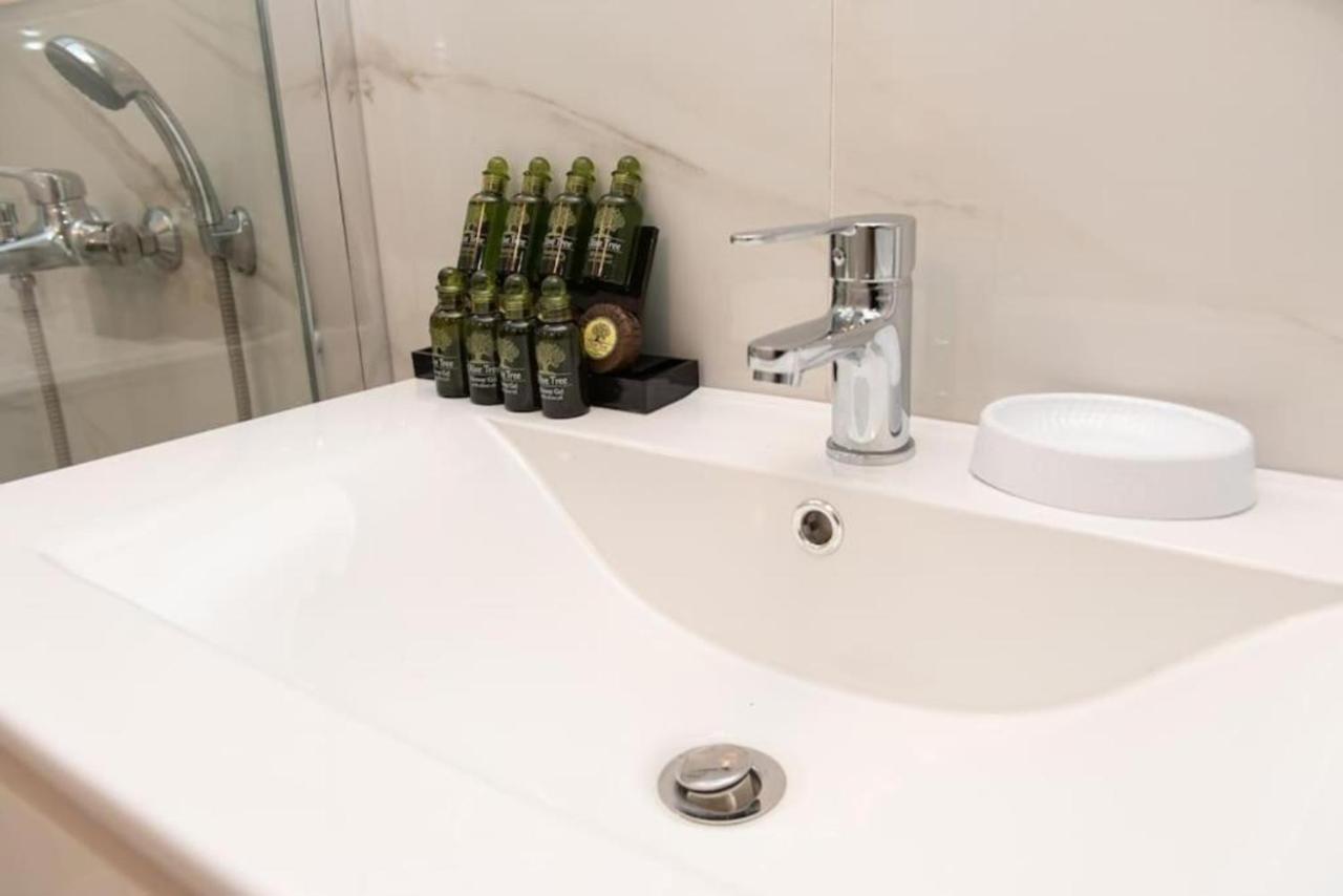 Renovated Spacious Flat 7Min To Subway Station- Atény Exteriér fotografie